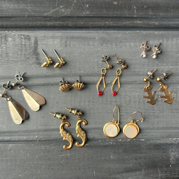 Small Vintage Earring Lot (Lot of 8) - Picture 1 of 9